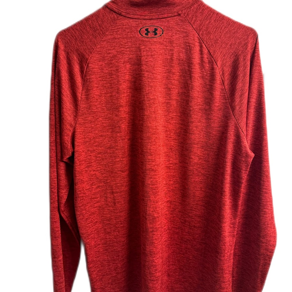 Under Armour Loose Fit 1/4 Zip. Great condition, rarely worn. Smoke free home. - Picture 2 of 5